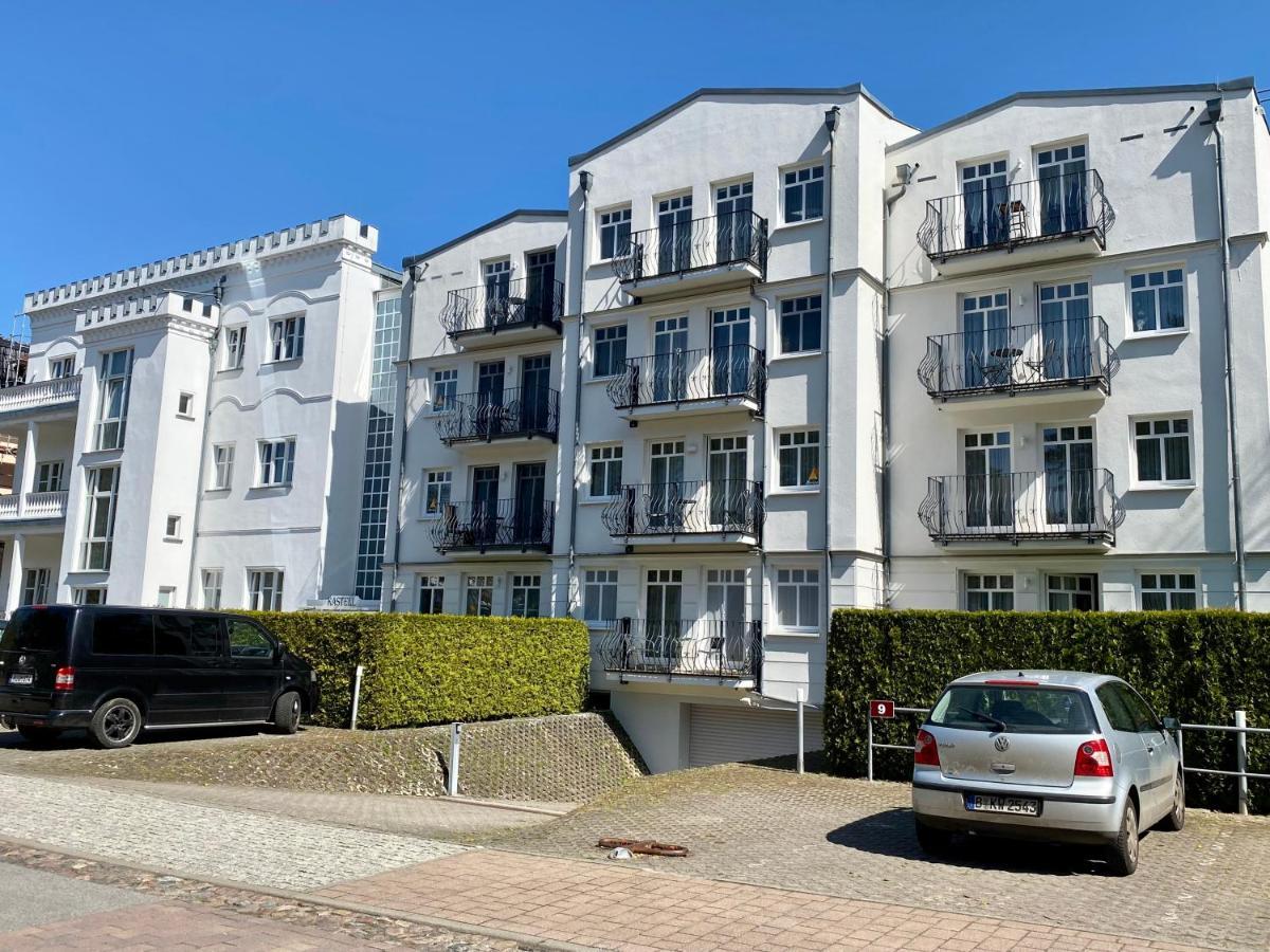Haus Kastell - Suite Strandglueck Heringsdorf  Buitenkant foto